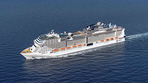 سفر نخستین کشتی تفریحی در آب‌های مدیترانه بعد از شیوع کرونا(+ فیلم)