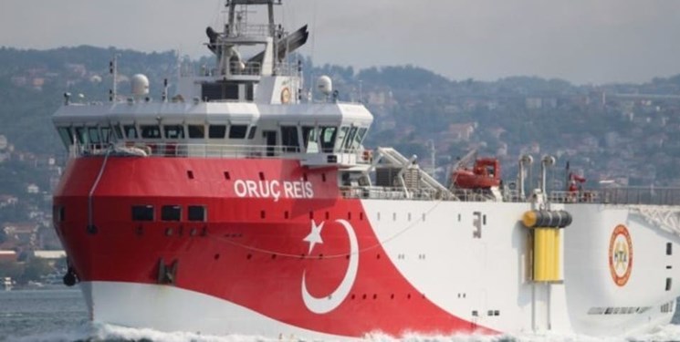 حضور کشتی‌های اکتشافی-تحقیقاتی ترکیه در مدیترانه