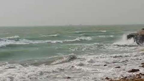 سواحل خوزستان همچنان مواج است