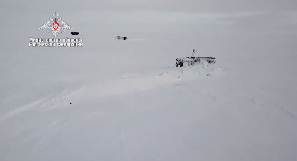 زیردریایی های هسته‌ای روسیه در قطب شمال(+فیلم)