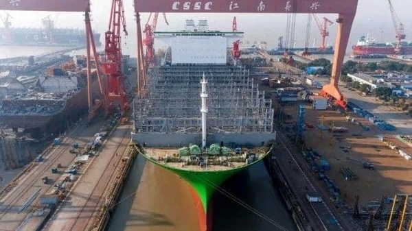 بزرگترین کشتی کانتینری دنیا ساخته شد