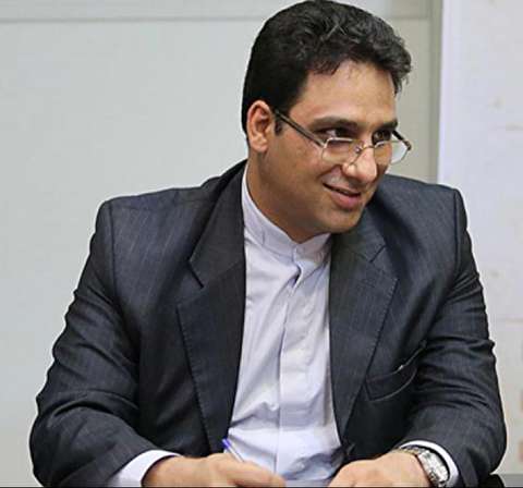 رونمایی مدیر روابط عمومی شستا از سند تحول این بخش