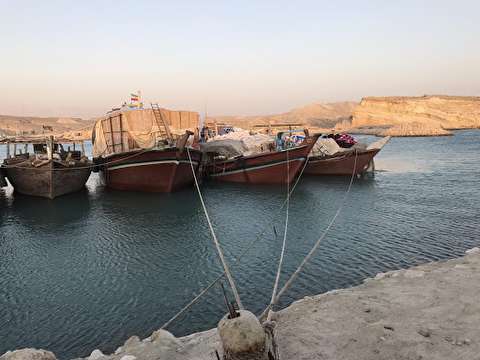 توقیف محموله ۲۶۸ کیلوگرمی حشیش در دو شهر بندری ماهشهر و شادگان