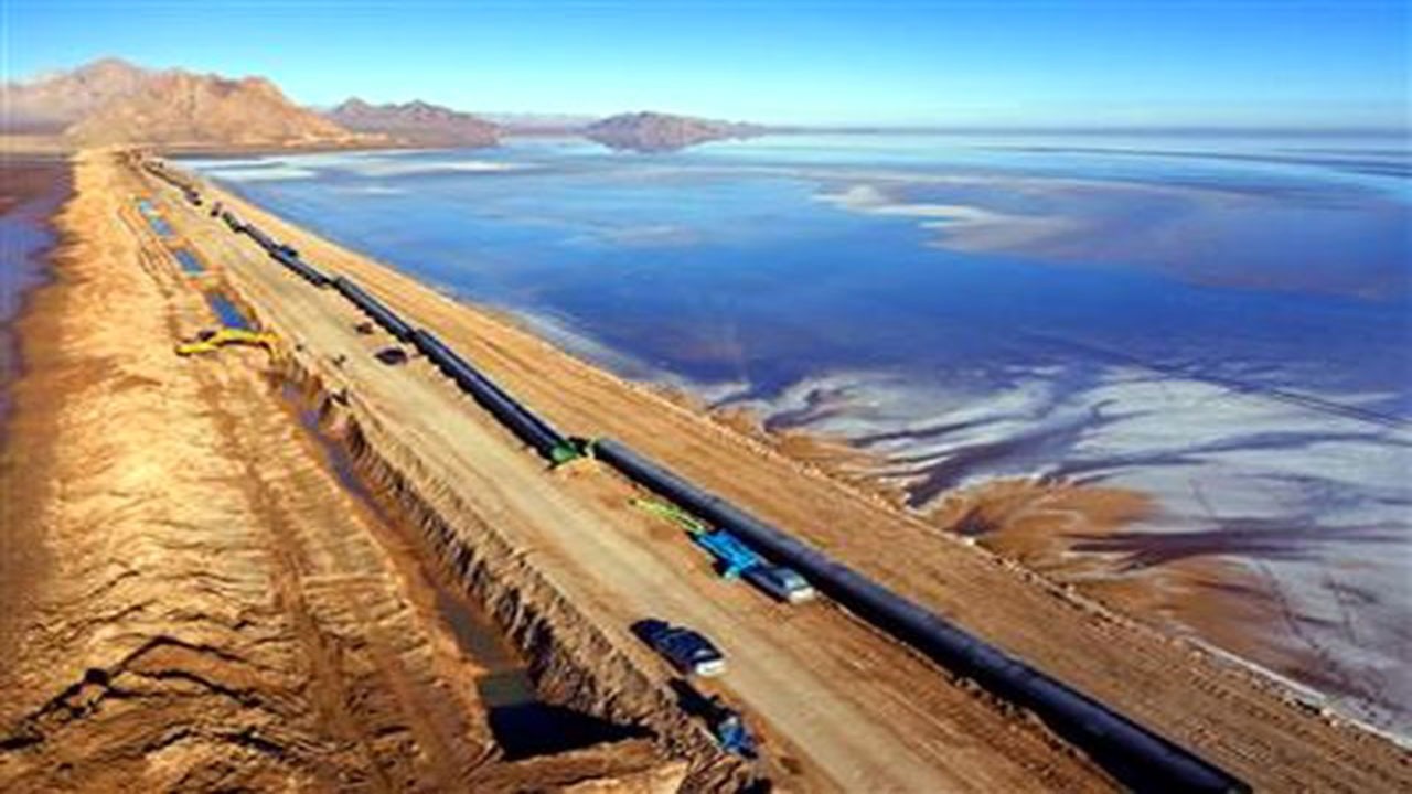آغاز پروژه انتقال آب دریای عمان به مناطق مرکزی به زودی