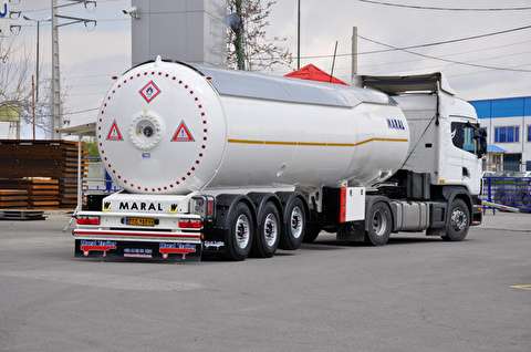 ۲۲ هزار لیتر گازوئیل قاچاق از یک تانکر حمل گاز مایع در بندر کنگان کشف شد