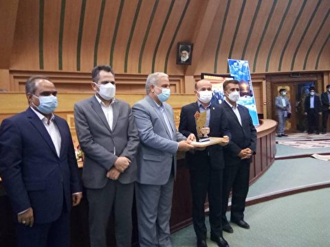 اداره کل بنادر و دریانوردی سیستان و بلوچستان دستگاه برتر استانی در جشنواره شهید رجایی شد