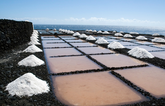 استحصال ۴۰۰ هزار تن نمک دریایی در مناطق ساحلی ماهشهر