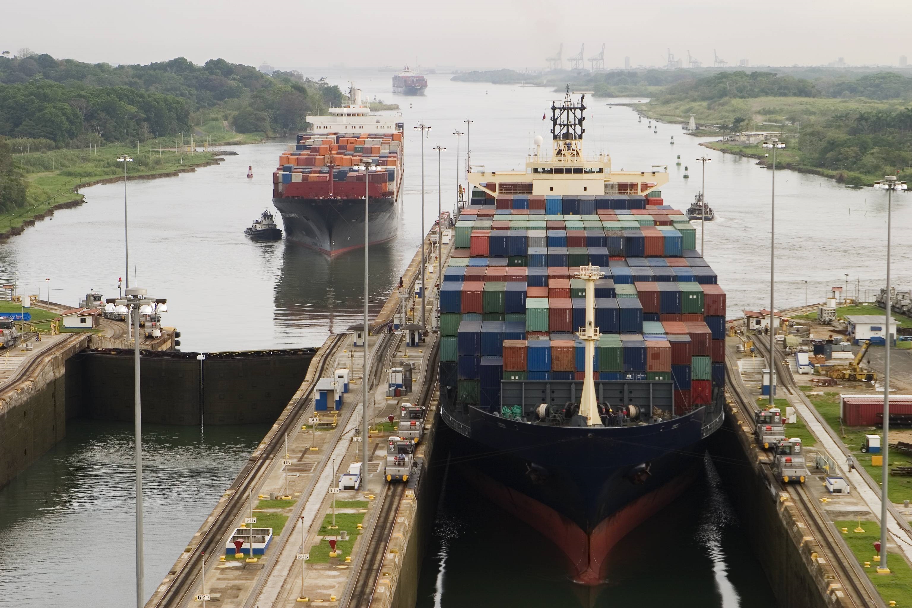 ترانزیت نیم میلیارد تن کالا از کانال پاناما در یک سال