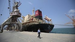 دو کشتی حامل سوخت وارد الحدیده یمن شدند