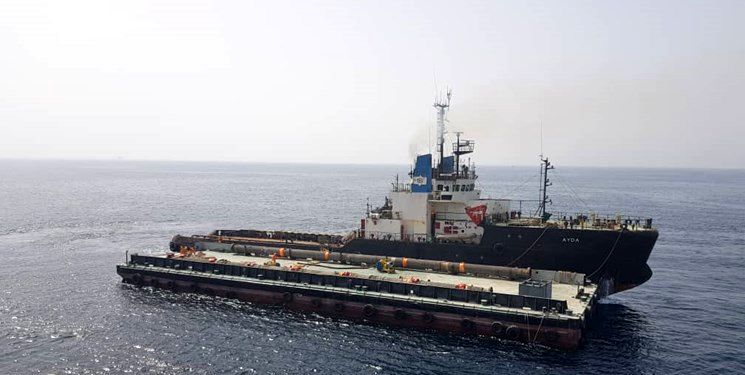 نیروی دریایی سپاه ۲ شناور حامل سوخت قاچاق در خلیج فارس و دریای عمان توقیف کردند