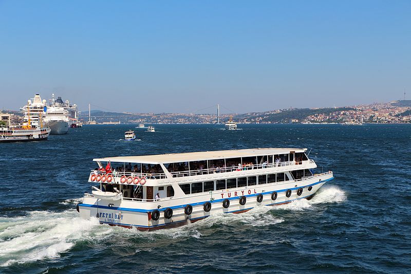 استفاده از کشتی‌های مسافری برای اسکان زلزله زد‌گان ترکیه