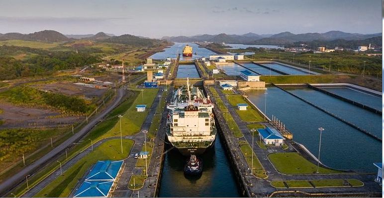 کانال پاناما از کشتی‌ها هزینه اختلال دریافت می‌کند