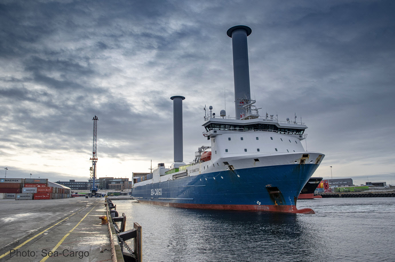 تردد بزرگترین کشتی RoRo جهان در مسافت‌های داخلی