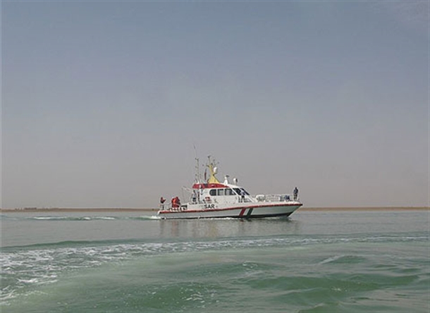 نجات شش سرنشین شناور باری در خلیج‌فارس حوالی بندر دیلم