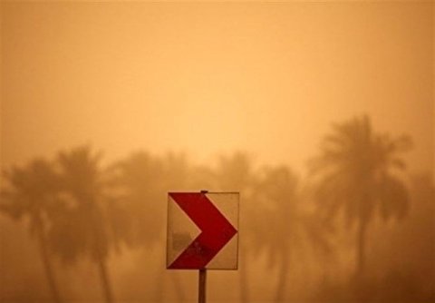 ورود گرد و غبار محلی به هرمزگان/ گروه‌های حساس در معرض هوای باز قرار نگیرند