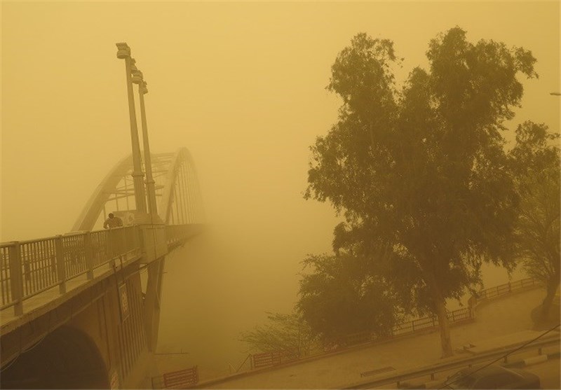 هوای شهر‌های ساحلی خوزستان در شرایط خطرناک/ تداوم فعالیت بنادر