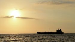 توقیف پنج فروند شناور حامل کالای قاچاق در خلیج فارس