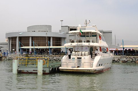 تردد دریایی در قشم مجدداً آغاز شد