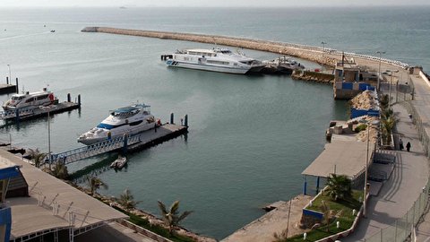 بندر مسافربری قشم تعطیل شد