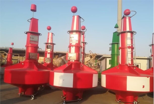 ۵۵ بویه پلی‌اتیلن تولید داخل در آبراه‌های بوشهر نصب می‌شود