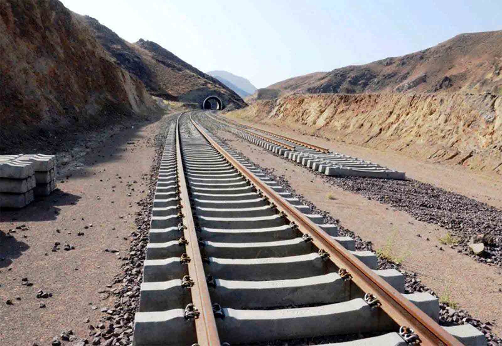 بزرگترین شبکه ریلی کشور، راه آهن زاهدان به چابهار
