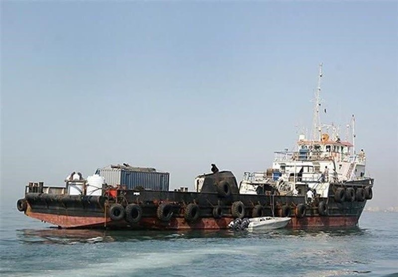 توقیف شناور خارجی در خلیج‌فارس حامل ۱.۴ میلیون لیتر گازوئیل قاچاق