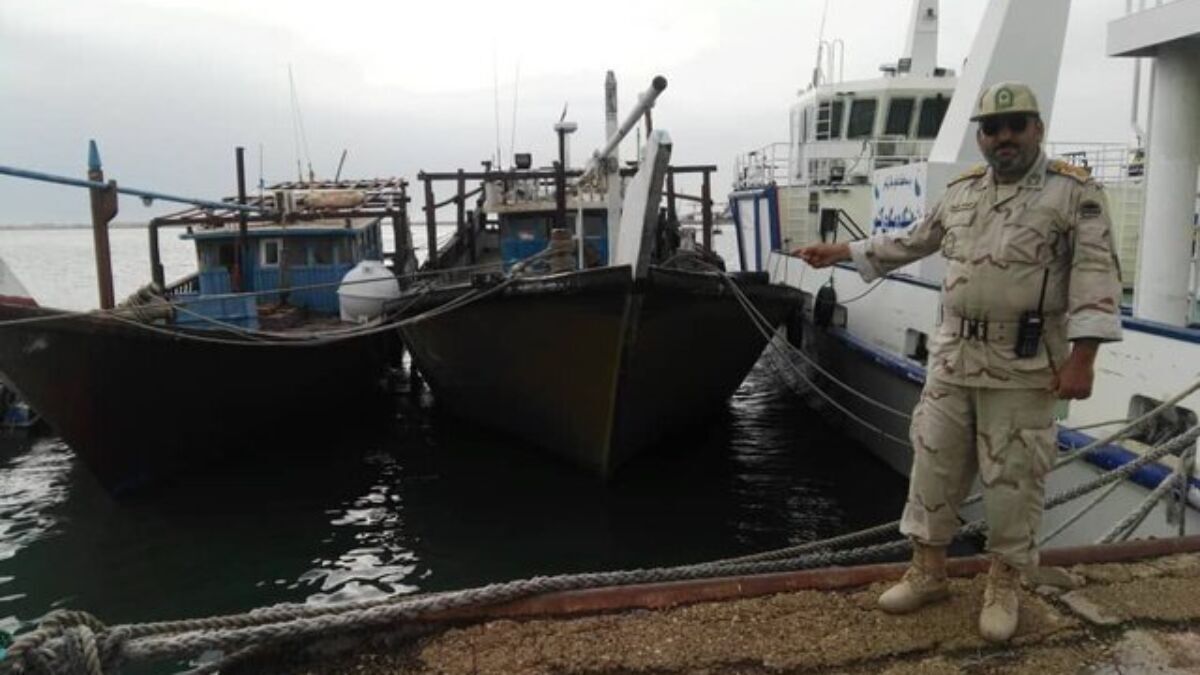 توقیف شناور صیادی با هفت تُن ماهی قاچاق در خلیج فارس