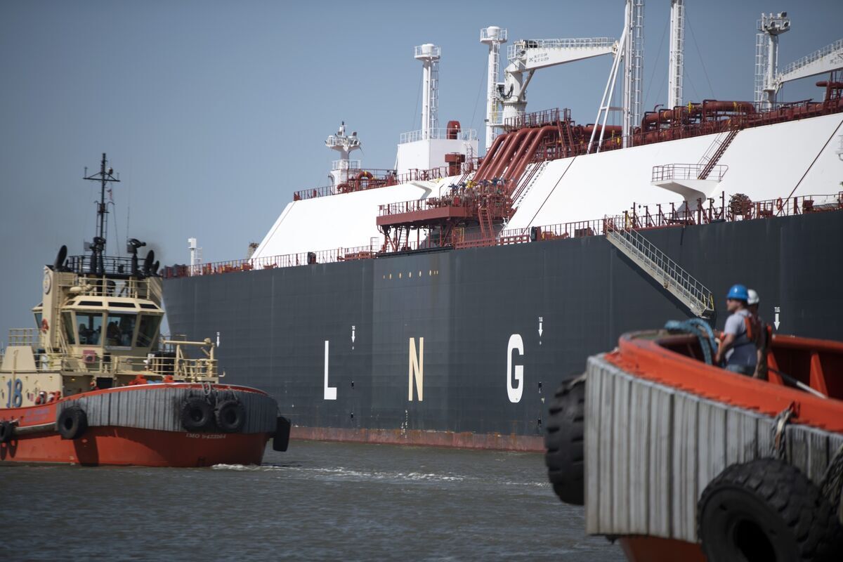 کاهش شدید صادرات نفت و LNG از کانال سوئز