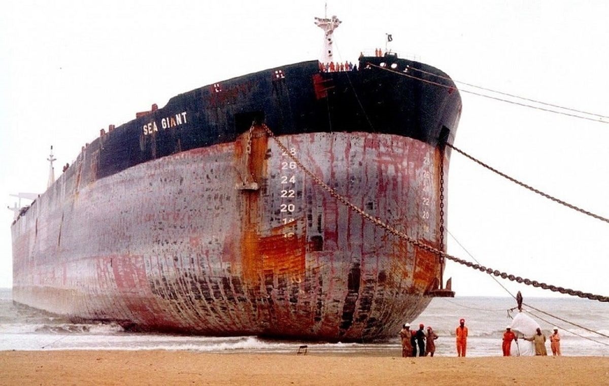ماجرای بزرگترین کشتی دنیا که در آب‌های ایران غرق شد