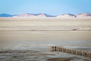 نمک‌زار مرده یا چشمه‌های جوشان؟ واقعیت دریاچه ارومیه کدام است(ویدیو)