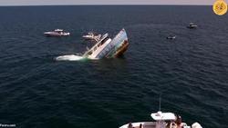 (ویدئو) غرق شدن عمدی یک کشتی در سواحل فلوریدا