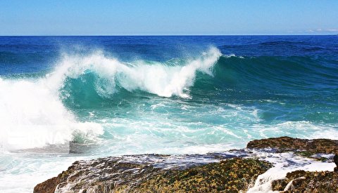 افزایش سرعت باد و تلاطم دریا در مناطق دریایی کیش