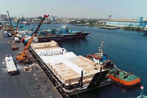 ضرورت بهره‌مندی از ظرفیت ۶۰۰۰ میلیارد دلاری اقتصاد اقیانوسی جهان