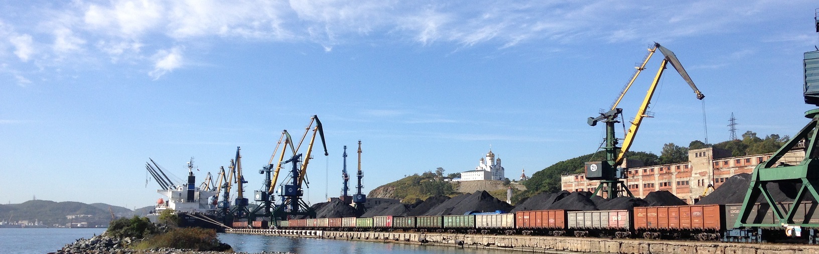 افزایش صادرات زغال سنگ روسیه از طریق دریا و راه آهن