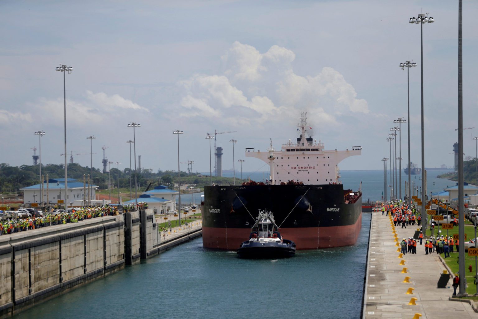 بارندگی محدودیت‌های عبور کشتی از کانال پاناما را به تعویق انداخت