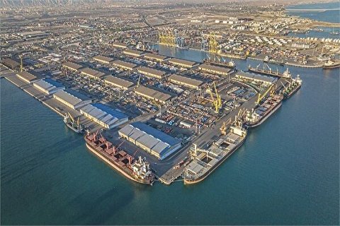 تداوم عملیات بندری در بنادر خوزستان با وجود تعطیلی ۳ روز آینده