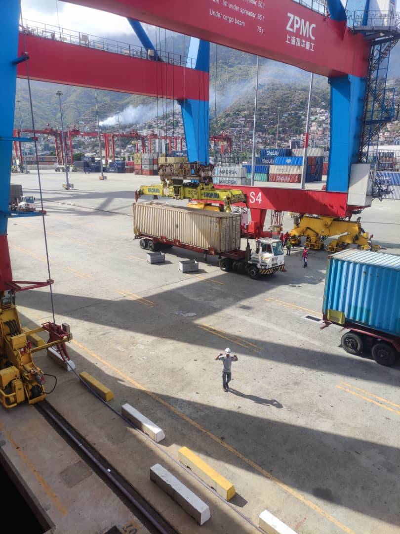 آمادگی گروه کشتیرانی برای کاهش فواصل زمانی اعزام کشتی‌ها به ونزوئلا/ تجار بار صادراتی را تحویل بدهند در کوتاهترین زمان بارگیری می‌کنیم