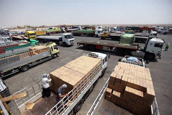 تداوم صادرات از منطقه آزاد اروند به عراق با وجود تردد زائران اربعین