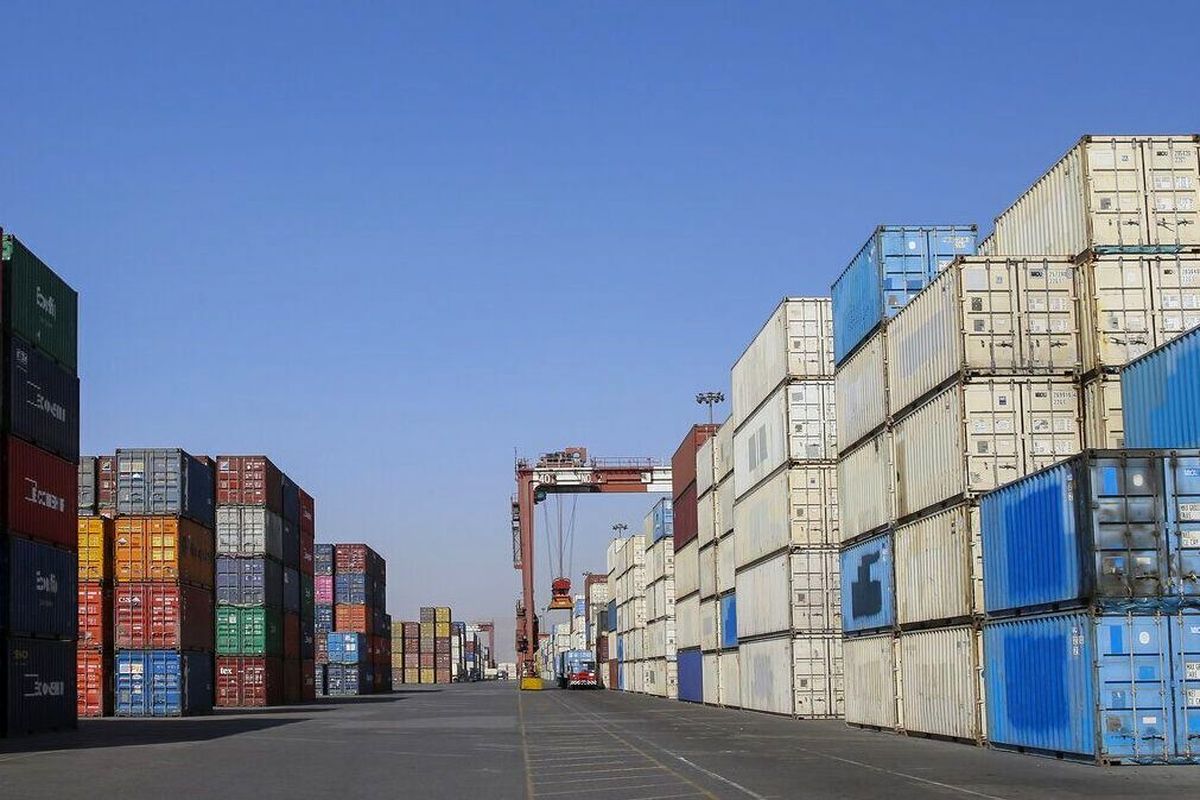 ۳۵.۵ میلیون تُن حجم تجارت خارجی گمرکات خوزستان در یک سال اخیر