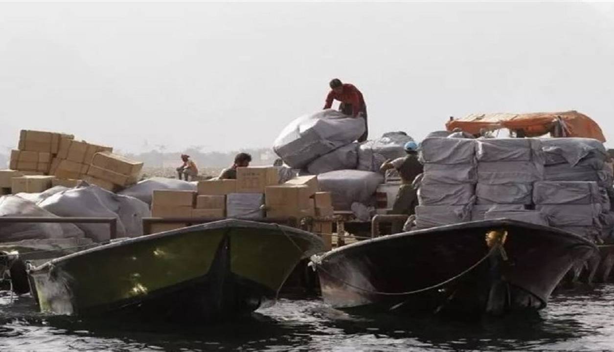 کشف ۲۷ میلیارد ریال کالا قاچاق از یک شناور توسط مرزبانان بوشهری