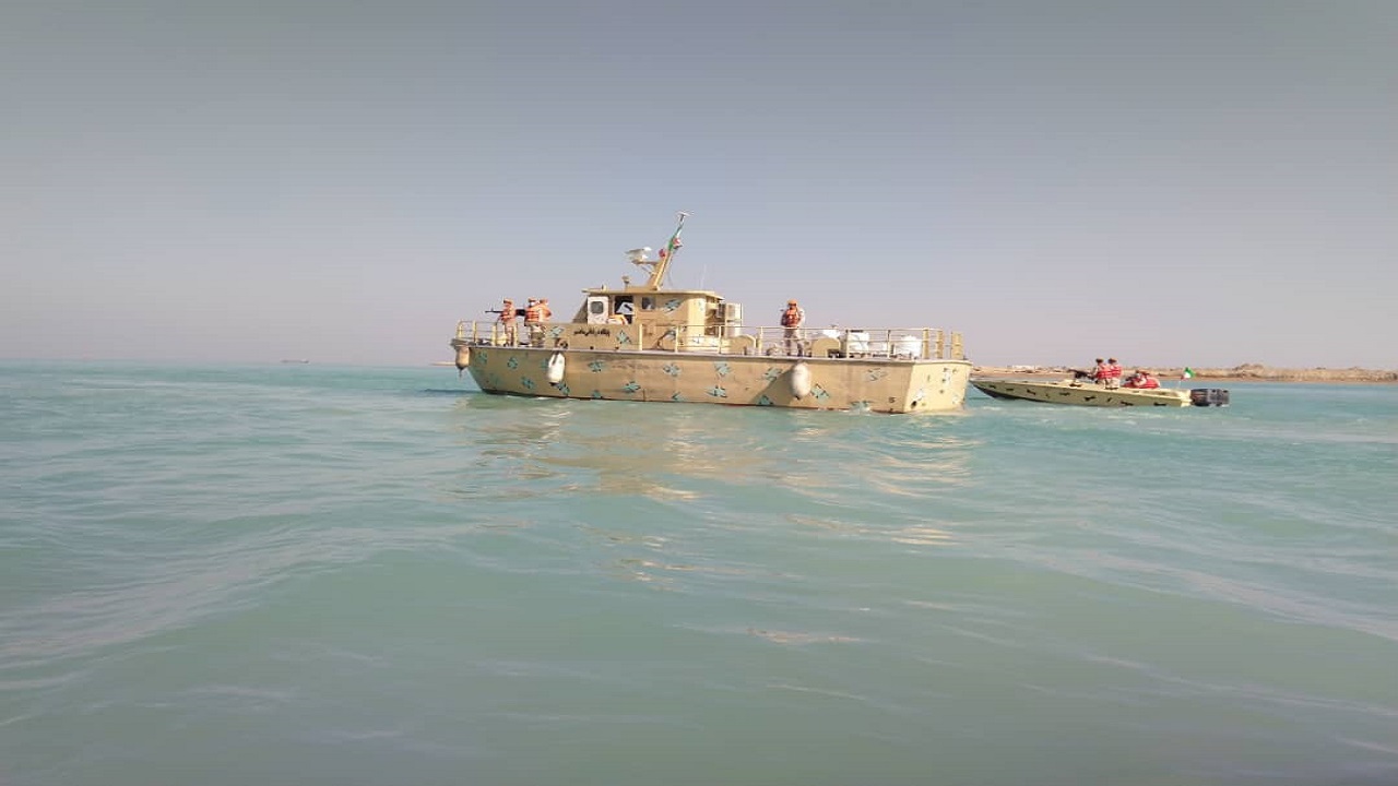 ۱۲ فروند شناور به ناوگان مرزبانی بوشهر افزوده شد