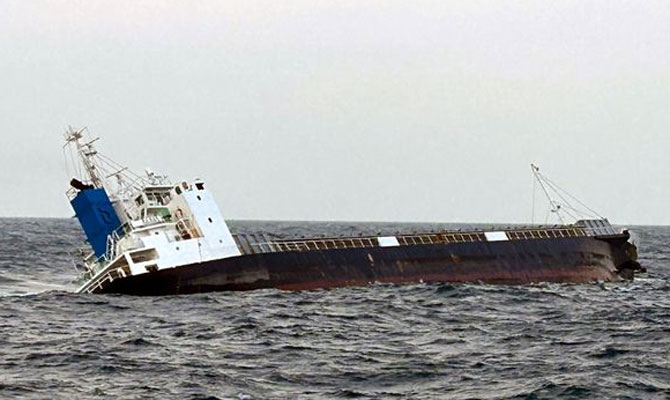 کشتی باری ناشناس در آب‌های سئول غرق شد