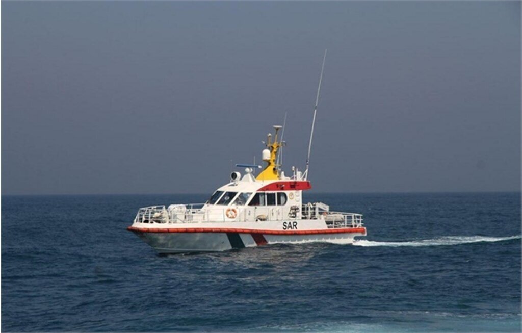 نجات صیاد دیّری پس از سه روز سرگردانی در سواحل خلیج فارس