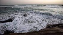 ارتفاع موج در خلیج‌فارس و نوار ساحلی بوشهر تا ۳ متر افزایش می‌یابد
