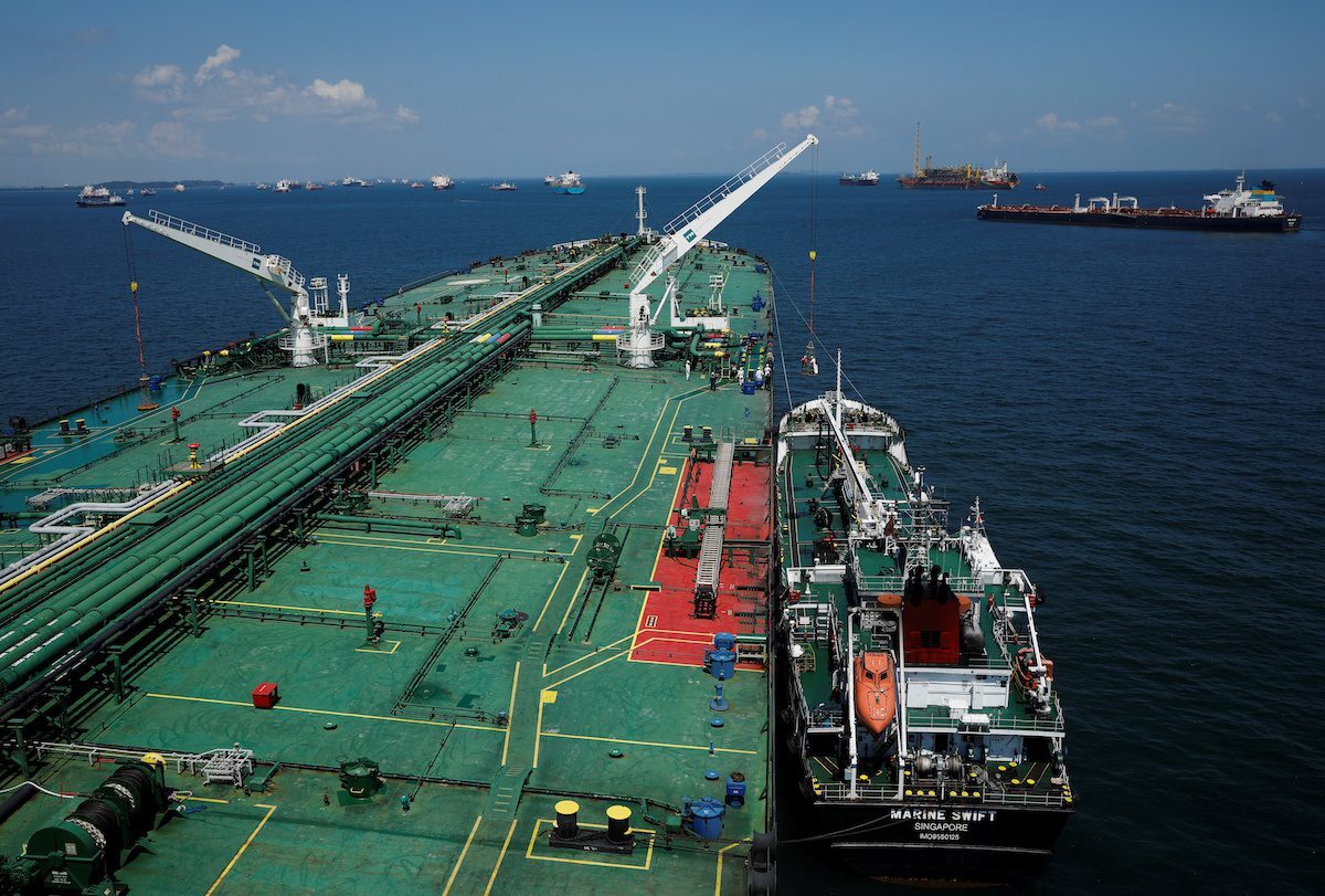 بحران دریای سرخ و تحمیل ماهانه یک میلیون تُن سوخت اضافی بر صنعت کشتیرانی