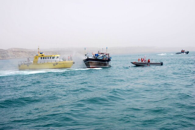 توقیف ۳ شناور با بیش از 32 میلیارد تومان قاچاق در مرز دریایی بوشهر