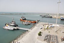 رمپ دوم بندر جاسک به بهره‌برداری رسید/ ثبت رکورد بارگیری ۱۰۵ TEU کانتینر یخچالی در یک شب