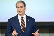 وزیر خزانه داری آمریکا: ترامپ گرینلند را تصاحب خواهد کرد