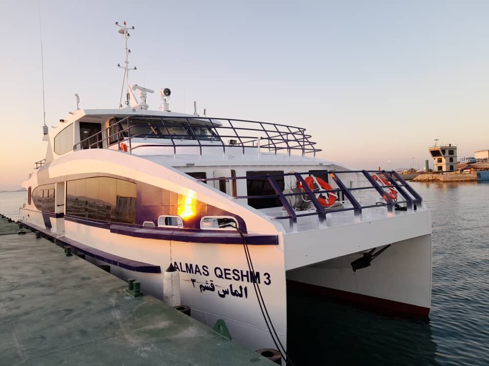 زمزمه افزایش نرخ بلیط شناور‌ها در آستانه نوروز / شناور‌های مسافربری؛ بچه سرراهی حوزه حمل و نقل