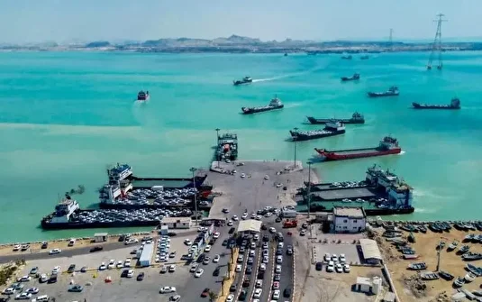 تردد شبانه‌روزی خودرو‌ها در مسیر دریایی لافت ـ پهل ادامه دارد